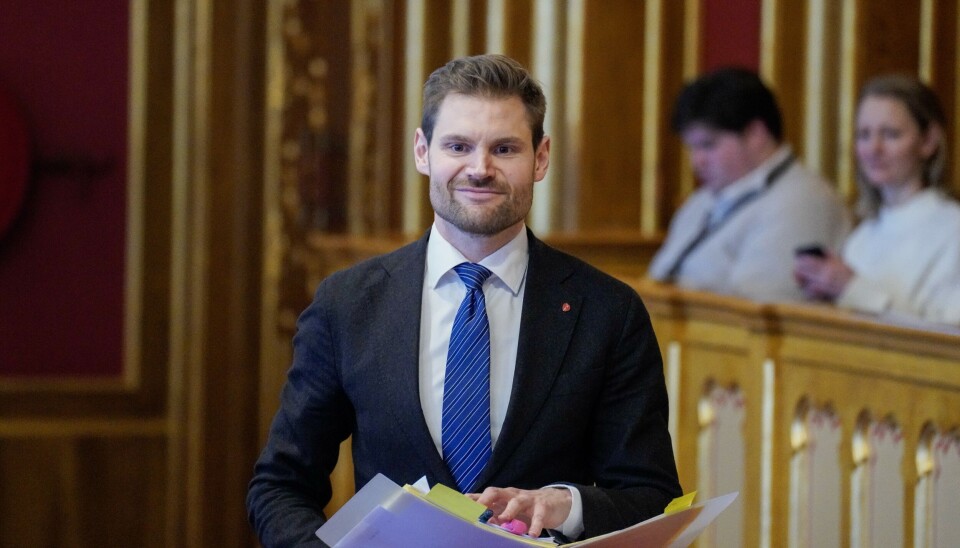 Mat- og landbruksminister Nils Kristen Sandtrøen (Ap) tilbyr bøndene 805 millionar kroner. Foto: Ole Berg-Rusten/NTB/NPK.