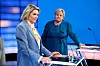 Sylvi Listhaug (FrP) og Erna Solberg (Høgre) før ein debatt.
