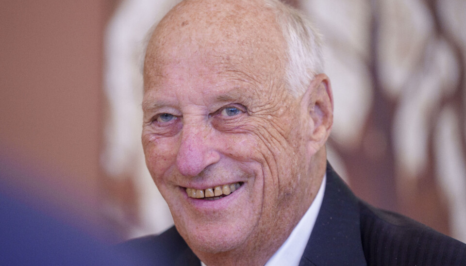 Kong Harald skal sjå Solfrid Koanda i VM i vektløfting.