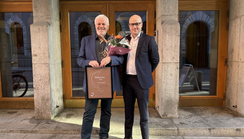 Ottar Grepstad (t.v.) tok i helga imot Målprisen frå Noregs Mållag for sitt utrøyttelege arbeid for nynorsken. Her er han saman med leiar i mållaget Peder Lofsnes Hauge.